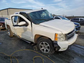 2007 Chevrolet Silverado 1500 LT w/2LT with VIN 2GCEC19J571678448, listed as a Copart auction lot 44227685 with Not Provided miles and Non Repairable. Bid and sale history available at carsss.com. Image 4.