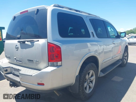 2009 Nissan Armada LE z VIN 5N1BA08C09N601876, wystawiony jako IAAI lot #42196727 z przebiegiem 247 253 mil mil oraz . Historia ofert i sprzedaży dostępna na DreamBid. Obrazek 4.