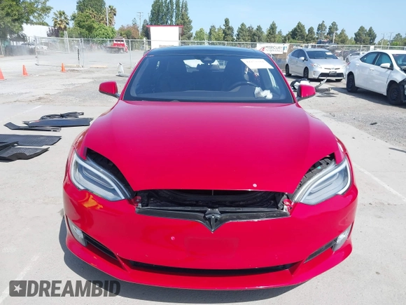 2016 Tesla Model S 70 with VIN 5YJSA1E17GF152401, listed as a IAAI auction lot 42272384 with 65,698 mi miles and . Bid and sale history available at DreamBid. Image 13.
