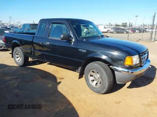 2001 Ford Ranger XL with VIN 1FTYR14V21PB61253, listed as a IAAI auction lot 41340426 with 174,335 mi miles. Bid and sale history available at carsss.com. Image 1.