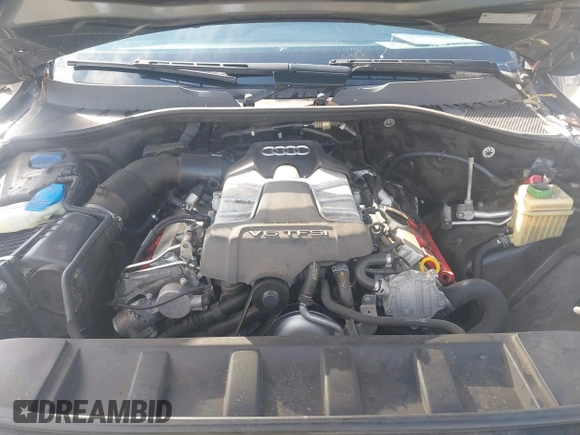 2015 Audi Q7 Premium Plus with VIN WA1LGAFE2FD002426, listed as a IAAI auction lot 42004603 with 84,793 mi miles and . Bid and sale history available at DreamBid. Image 10.