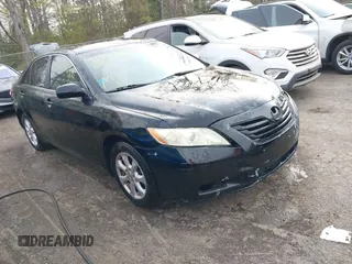 2011 Toyota Camry LE with VIN 4T4BF3EK3BR138647, listed as a IAAI auction lot 41992906 with 186,346 mi miles. Bid and sale history available at carsss.com. Image 1.