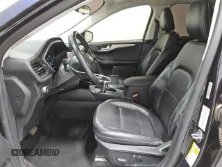 2021 Ford Escape SEL z VIN 1FMCU9H6XMUA64636, wystawiony jako Copart lot #62016695 z przebiegiem 98 479 mil mil oraz Czysty tytuł • Clean title. Historia ofert i sprzedaży dostępna na DreamBid. Obrazek 7.