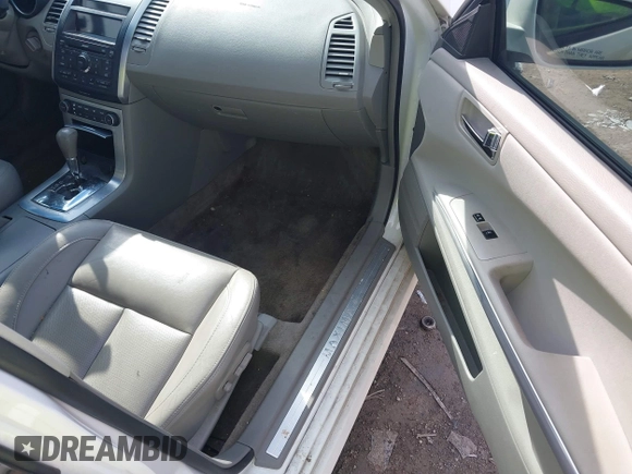 2007 Nissan Maxima SL with VIN 1N4BA41E27C855949, listed as a IAAI auction lot 41686253 with 145,698 mi miles and . Bid and sale history available at DreamBid. Image 5.