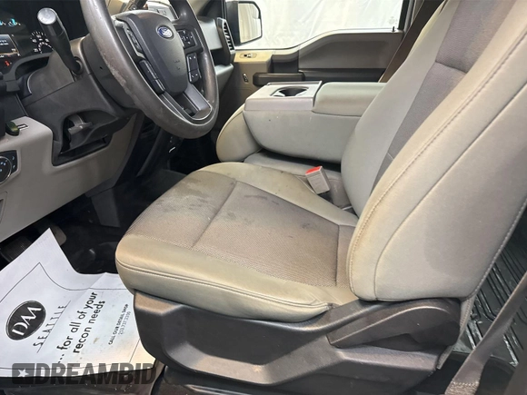 2018 Ford F-150 XL with VIN 1FTFW1E5XJKF96064, listed as a IAAI auction lot 42209440 with 188,905 mi miles. Bid and sale history available at carsss.com. Image 1.