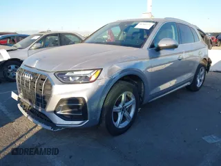 2023 Audi Q5 Premium with VIN WA1ABAFY9P2084975, listed as a IAAI auction lot 41302774 with 40,203 mi miles. Bid and sale history available at carsss.com. Image 18.