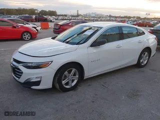 2020 Chevrolet Malibu LS with VIN 1G1ZC5ST1LF000425, listed as a IAAI auction lot 40819209 with 116,684 mi miles. Bid and sale history available at carsss.com. Image 17.