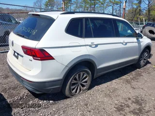 2018 Volkswagen Tiguan S z VIN 3VV1B7AX5JM043090, wystawiony jako IAAI lot #41998165 z przebiegiem Nie podano mil oraz . Historia ofert i sprzedaży dostępna na DreamBid. Obrazek 4.