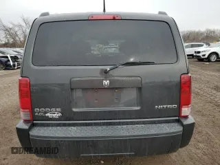 2011 Dodge Nitro Heat with VIN 1D4PU4GX0BW501101, listed as a Copart auction lot 84896064 with 146,945 mi miles and Salvage Title. Bid and sale history available at DreamBid. Image 6.