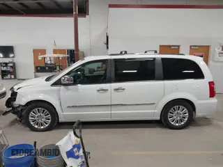 2014 Chrysler Town & Country Limited with VIN 2C4RC1GG7ER178802, listed as a IAAI auction lot 41863918 with 103,777 mi miles and . Bid and sale history available at DreamBid. Image 15.