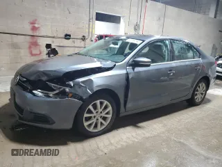 2013 Volkswagen Jetta SE z VIN 3VWDX7AJ7DM450368, wystawiony jako Copart lot #87016754 z przebiegiem 126 156 mil mil oraz Czysty tytuł • Clean title. Historia ofert i sprzedaży dostępna na DreamBid. Obrazek 1.