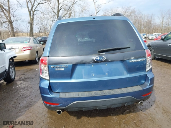2009 Subaru Forester (Natl) X w/Premium Pkg with VIN JF2SH63609H791408, listed as a IAAI auction lot 41661390 with 91,867 mi miles. Bid and sale history available at carsss.com. Image 17.