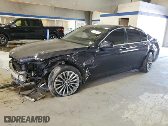 2011 BMW 7 Series 740i with VIN WBAKA4C53BC392488, listed as a Copart auction lot 77876674 with 0 mi miles and Salvage Title. Bid and sale history available at carsss.com. Image 1.