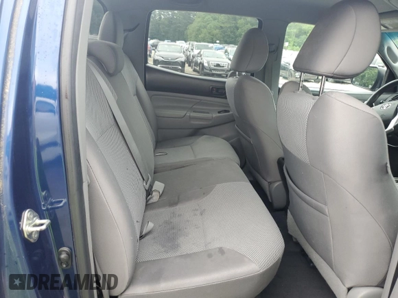 2015 Toyota Tacoma with VIN 3TMLU4EN6FM182144, listed as a Copart auction lot 64000365 with 185,361 mi miles and Clean title. Bid and sale history available at DreamBid. Image 10.