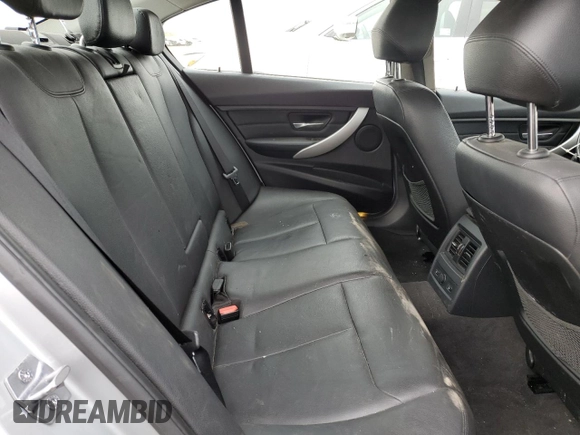 2013 BMW 3 Series 328i xDrive with VIN WBA3B5G56DNP41068, listed as a Copart auction lot 54586325 with 112,441 mi miles and Salvage title. Bid and sale history available at DreamBid. Image 10.