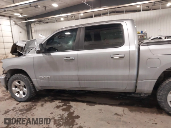 2019 Ram 1500 Big Horn/Lone Star with VIN 1C6SRFFT0KN800331, listed as a IAAI auction lot 41366628 with 184,842 mi miles. Bid and sale history available at carsss.com. Image 14.