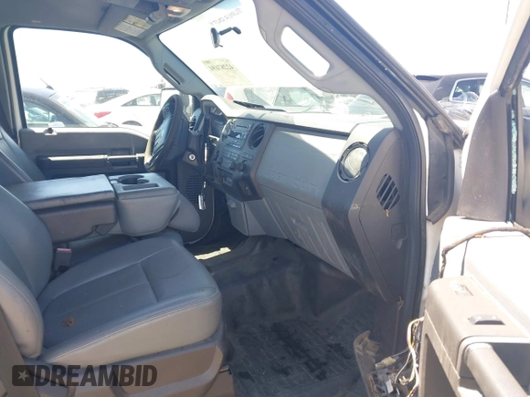 2014 Ford F-250 XL with VIN 1FT7W2A69EEA82400, listed as a IAAI auction lot 42287694 with 188,422 mi miles and . Bid and sale history available at DreamBid. Image 5.