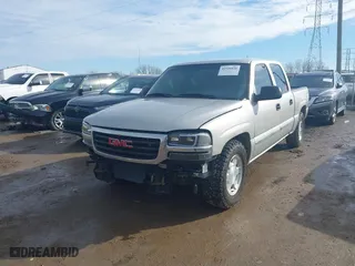 2007 GMC Sierra 1500 Classic SLE1 with VIN 2GTEC13Z971127468, listed as a IAAI auction lot 41526620 with NaN miles. Bid and sale history available at carsss.com. Image 17.