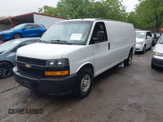 2019 Chevrolet Express Cargo z VIN 1GCZGHFG5K1361937, wystawiony jako IAAI lot #42298599 z przebiegiem 243 145 mil mil oraz . Historia ofert i sprzedaży dostępna na DreamBid. Obrazek 17.