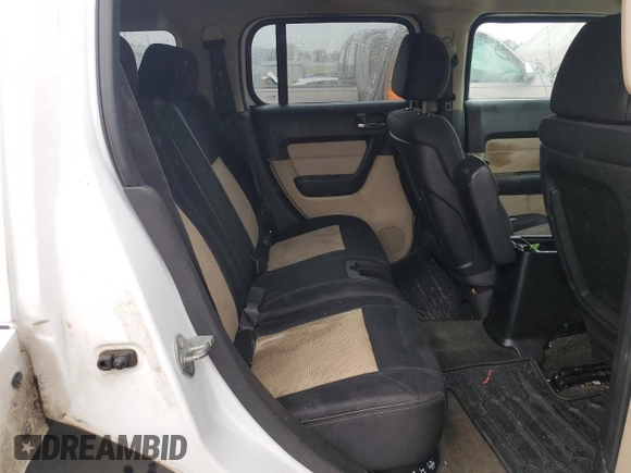 2007 Hummer H3 SUV with VIN 5GTDN13E978167512, listed as a Copart auction lot 79580574 with 186,030 mi miles and Salvage Title. Bid and sale history available at carsss.com. Image 10.