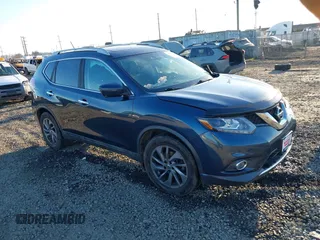 2016 Nissan Rogue SV with VIN 5N1AT2MT1GC845262, listed as a IAAI auction lot 41449141 with 83,932 mi miles. Bid and sale history available at carsss.com. Image 1.