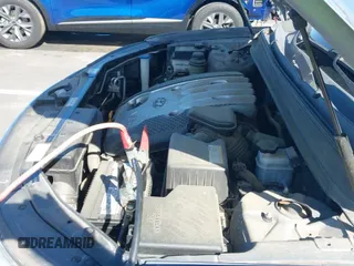 2007 Hyundai Santa Fe GLS z VIN 5NMSG13D97H013168, wystawiony jako IAAI lot #43525405 z przebiegiem 139 462 mil mil oraz . Historia ofert i sprzedaży dostępna na DreamBid. Obrazek 12.