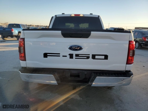 2022 Ford F-150 XL with VIN 1FTEW1CB8NKF27271, listed as a Copart auction lot 42494135 with 41,306 mi miles and Salvage Title. Bid and sale history available at carsss.com. Image 6.