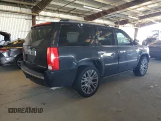 2011 Cadillac Escalade Premium with VIN 1GYS4CEF6BR145662, listed as a Copart auction lot 61832395 with 344,703 mi miles and Clean title. Bid and sale history available at DreamBid. Image 3.