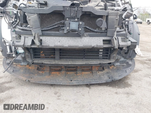 2022 Mitsubishi Outlander SE z VIN JA4J4UA83NZ023998, wystawiony jako IAAI lot #41923204 z przebiegiem 68 788 mil mil oraz . Historia ofert i sprzedaży dostępna na DreamBid. Obrazek 19.