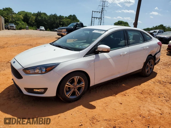 2018 Ford Focus SE with VIN 1FADP3FE9JL264664, listed as a Copart auction lot 61726905 with 28,471 mi miles and Salvage title. Bid and sale history available at DreamBid. Image 1.
