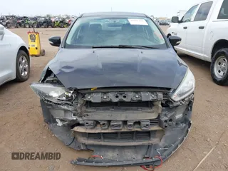 2018 Ford Focus SE with VIN 1FADP3F23JL203672, listed as a IAAI auction lot 41931723 with 110,784 mi miles. Bid and sale history available at carsss.com. Image 6.