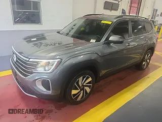 2024 Volkswagen Atlas SE with VIN 1V2HR2CAXRC564175, listed as a IAAI auction lot 42731227 with 14,479 mi miles and . Bid and sale history available at DreamBid. Image 25.