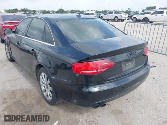 2010 Audi A4 Premium Plus z VIN WAUEFAFL8AN004164, wystawiony jako IAAI lot #42301749 z przebiegiem 177 676 mil mil oraz . Historia ofert i sprzedaży dostępna na DreamBid. Obrazek 3.