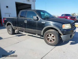 2004 Ford F-150 XLT with VIN 1FTPX14564NB07939, listed as a IAAI auction lot 41982448 with 254,607 mi miles. Bid and sale history available at carsss.com. Image 1.