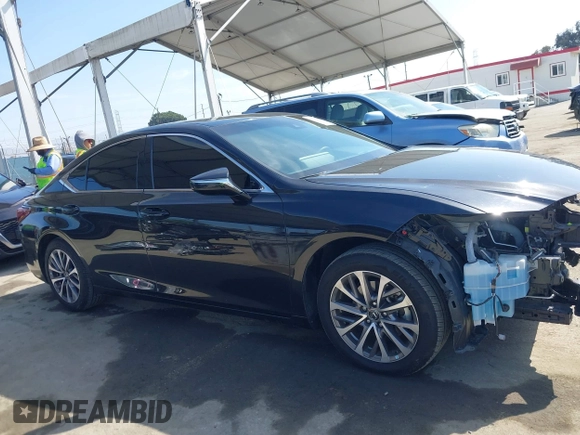 2022 Lexus ES 350 z VIN 58ACZ1B11NU120506, wystawiony jako IAAI lot #42082831 z przebiegiem 60 531 mil mil oraz . Historia ofert i sprzedaży dostępna na DreamBid. Obrazek 14.