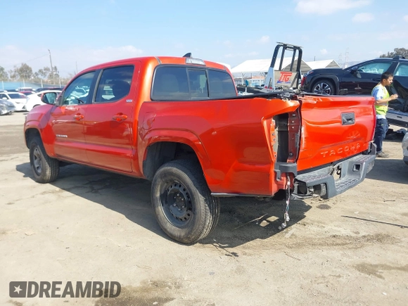 2017 Toyota Tacoma SR with VIN 5TFAX5GN1HX103476, listed as a IAAI auction lot 41555651 with 71,076 mi miles. Bid and sale history available at carsss.com. Image 3.