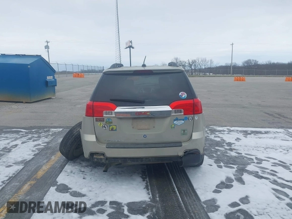 2015 GMC Terrain SLE with VIN 2GKALREK2F6301528, listed as a IAAI auction lot 40977094 with 178,985 mi miles. Bid and sale history available at carsss.com. Image 17.