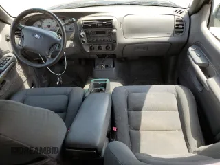 2001 Ford Explorer Sport Trac z VIN 1FMZU77E81UA92437, wystawiony jako Copart lot #57461165 z przebiegiem 275 633 mil mil oraz Tytuł czysty. Historia ofert i sprzedaży dostępna na DreamBid. Obrazek 8.