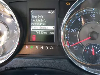 2014 Chrysler Town & Country S with VIN 2C4RC1HG7ER109008, listed as a IAAI auction lot 41908037 with 176,633 mi miles. Bid and sale history available at carsss.com. Image 7.