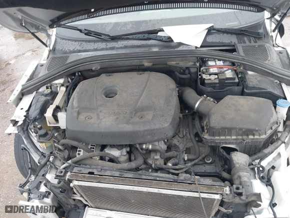 2016 Volvo XC60 T5 Drive-E Premier with VIN YV440MDK0G2826671, listed as a IAAI auction lot 41466201 with 81,659 mi miles. Bid and sale history available at carsss.com. Image 10.