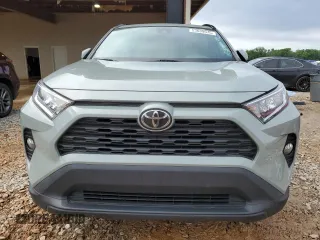 2021 Toyota RAV4 XLE Premium with VIN 2T3C1RFV5MW122775, listed as a Copart auction lot 53689075 with 69,358 mi miles and Salvage title. Bid and sale history available at DreamBid. Image 5.
