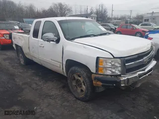 2009 Chevrolet Silverado 1500 LTZ with VIN 1GCEK39J79Z160110, listed as a IAAI auction lot 41046949 with 1 mi miles. Bid and sale history available at carsss.com. Image 1.