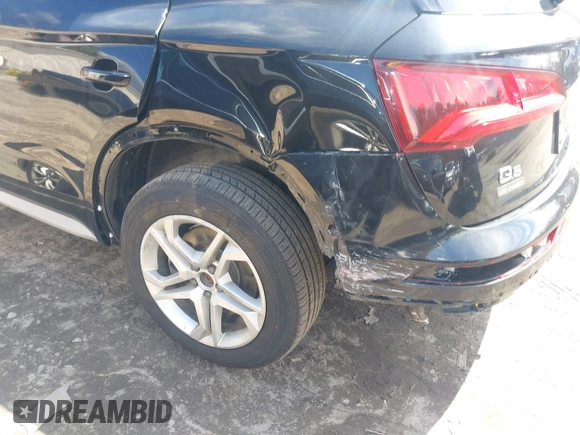 2018 Audi Q5 Premium Plus with VIN WA1BNAFY9J2141646, listed as a IAAI auction lot 41996459 with 55,311 mi miles. Bid and sale history available at carsss.com. Image 6.