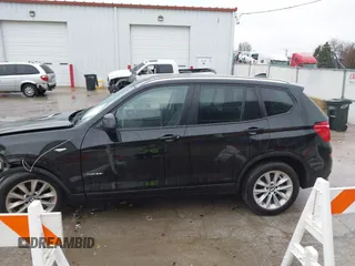 2015 BMW X3 xDrive28i z VIN 5UXWX9C53F0D57118, wystawiony jako IAAI lot #41476820 z przebiegiem 106 036 mil mil oraz . Historia ofert i sprzedaży dostępna na DreamBid. Obrazek 15.