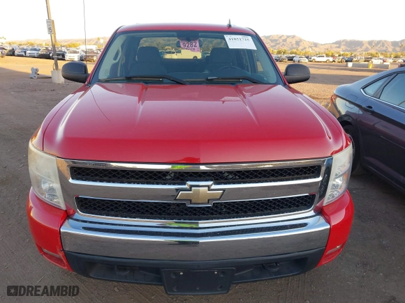 2007 Chevrolet Silverado 1500 LTZ with VIN 2GCEK13M471556251, listed as a IAAI auction lot 41851725 with 197,587 mi miles. Bid and sale history available at carsss.com. Image 12.