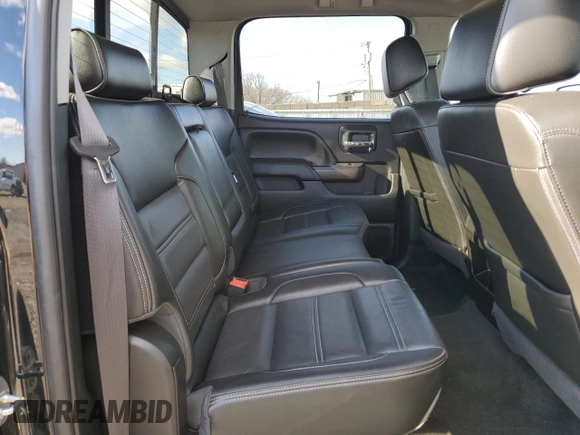 2017 GMC Sierra 2500HD Denali z VIN 1GT12UEG1HF104744, wystawiony jako Copart lot #43969425 z przebiegiem 129 674 mil mil oraz Szkoda całkowita • Salvage title. Historia ofert i sprzedaży dostępna na DreamBid. Obrazek 10.