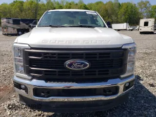 2023 Ford F-250 XL z VIN 1FTBF2BA4PEE00455, wystawiony jako Copart lot #52188595 z przebiegiem Nie podano mil oraz Szkody całkowita. Historia ofert i sprzedaży dostępna na DreamBid. Obrazek 5.