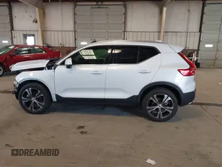 2020 Volvo XC40 Inscription с VIN YV4AC2HL9L2287186, выставлен на аукционе IAAI как лот 41737185 с пробегом 21 083 миль миль и . История ставок и продаж доступна на DreamBid. Изображение 14.