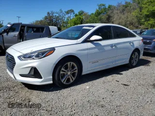 2018 Hyundai Sonata Sport Plus with VIN 5NPE34AF3JH601091, listed as a Copart auction lot 49747985 with 160,402 mi miles and Clean Title. Bid and sale history available at carsss.com. Image 1.
