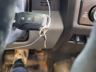 2022 Ford F-250 XL с VIN 1FT7X2B61NED55504, выставлен на аукционе IAAI как лот 42667242 с пробегом 74 446 миль миль и . История ставок и продаж доступна на DreamBid. Изображение 22.